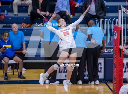 Thumbnail 3 in Lewisburg vs. Madison Central (MHSSAA 7A  Round 2) photogallery.