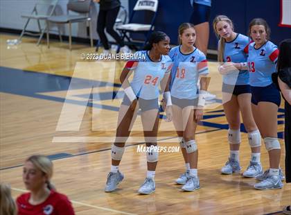 Thumbnail 1 in Lewisburg vs. Madison Central (MHSSAA 7A  Round 2) photogallery.