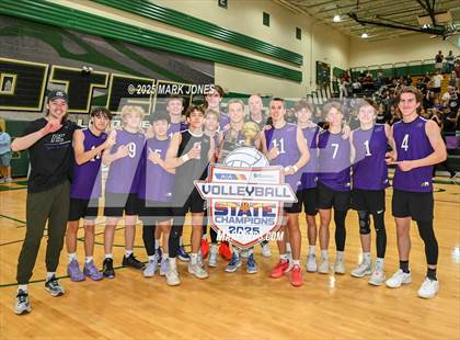 Thumbnail 2 in ALA - West Foothills vs. Northwest Christian (AIA 3A Final - Awards) photogallery.