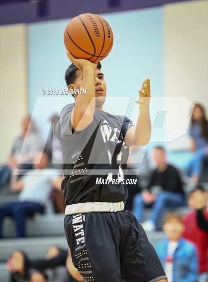 Thumbnail 1 in Onate @ Manzano photogallery.