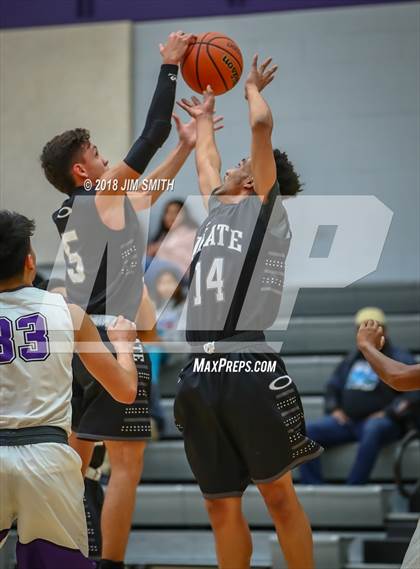 Thumbnail 1 in Onate @ Manzano photogallery.