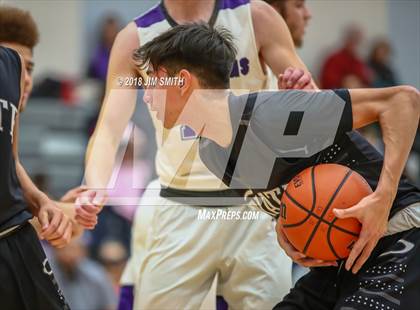 Thumbnail 1 in Onate @ Manzano photogallery.