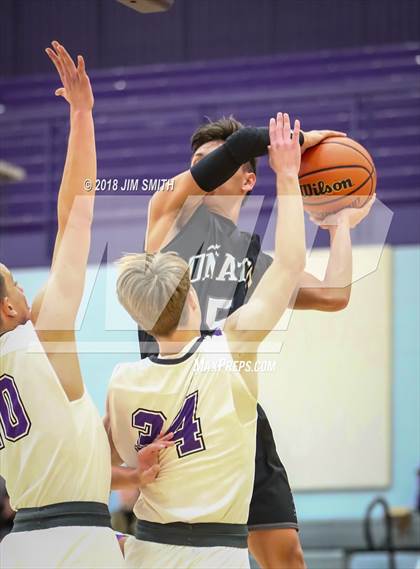 Thumbnail 3 in Onate @ Manzano photogallery.
