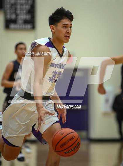 Thumbnail 2 in Onate @ Manzano photogallery.
