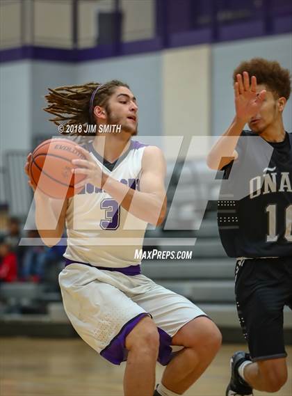 Thumbnail 1 in Onate @ Manzano photogallery.