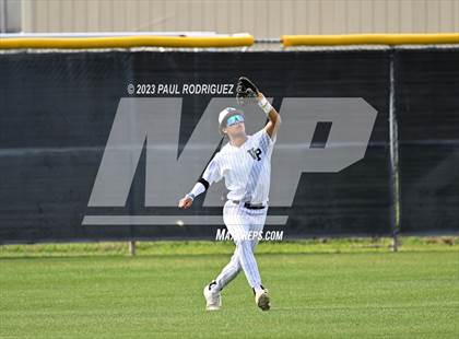 Thumbnail 3 in Huntington Beach vs Villa Park (CIF SS Division 1 Round 2) photogallery.