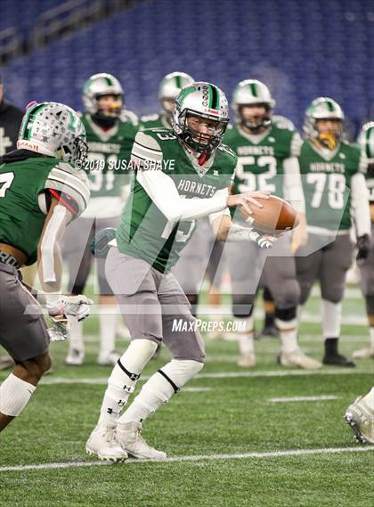 Thumbnail 3 in Lincoln-Sudbury vs. Mansfield (MIAA D2 Final) photogallery.