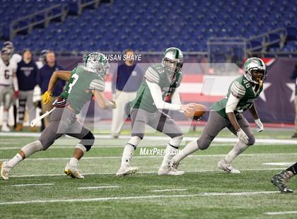 Thumbnail 3 in Lincoln-Sudbury vs. Mansfield (MIAA D2 Final) photogallery.