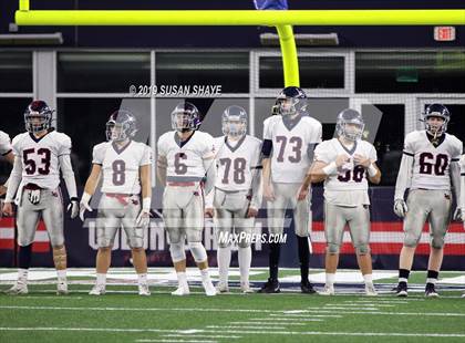 Thumbnail 2 in Lincoln-Sudbury vs. Mansfield (MIAA D2 Final) photogallery.