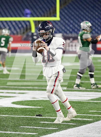 Thumbnail 1 in Lincoln-Sudbury vs. Mansfield (MIAA D2 Final) photogallery.