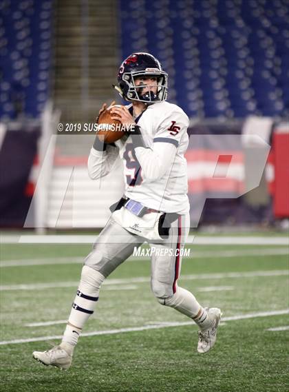 Thumbnail 1 in Lincoln-Sudbury vs. Mansfield (MIAA D2 Final) photogallery.