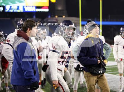 Thumbnail 2 in Lincoln-Sudbury vs. Mansfield (MIAA D2 Final) photogallery.