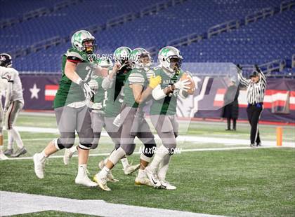 Thumbnail 2 in Lincoln-Sudbury vs. Mansfield (MIAA D2 Final) photogallery.
