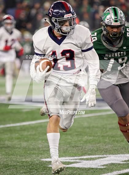 Thumbnail 2 in Lincoln-Sudbury vs. Mansfield (MIAA D2 Final) photogallery.