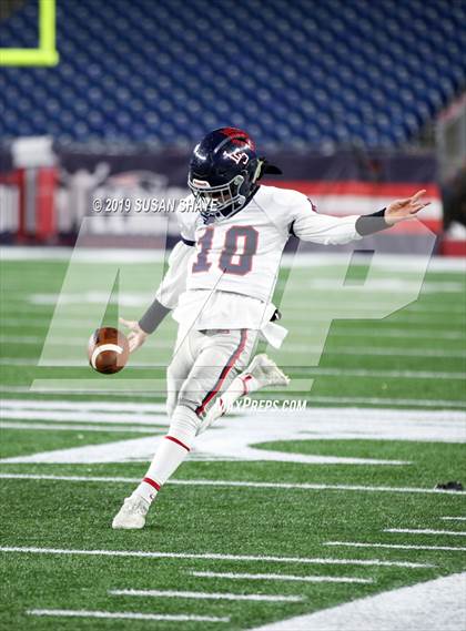 Thumbnail 1 in Lincoln-Sudbury vs. Mansfield (MIAA D2 Final) photogallery.