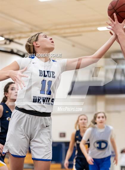 Thumbnail 2 in Davis vs Oak Ridge (Trojan Toss-Up) photogallery.