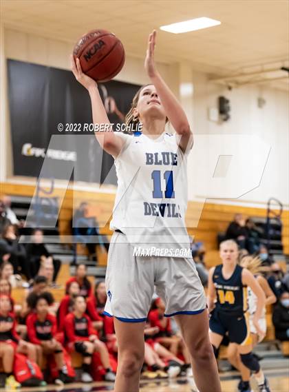 Thumbnail 3 in Davis vs Oak Ridge (Trojan Toss-Up) photogallery.