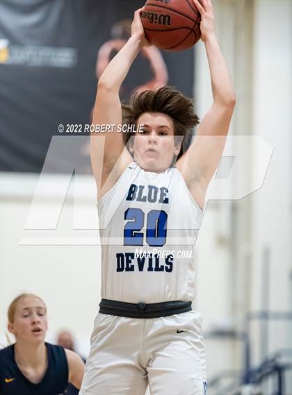 Thumbnail 2 in Davis vs Oak Ridge (Trojan Toss-Up) photogallery.