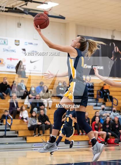 Thumbnail 3 in Davis vs Oak Ridge (Trojan Toss-Up) photogallery.