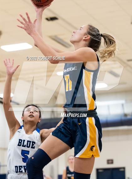 Thumbnail 3 in Davis vs Oak Ridge (Trojan Toss-Up) photogallery.