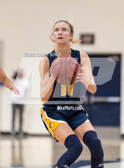 Thumbnail 2 in Davis vs Oak Ridge (Trojan Toss-Up) photogallery.