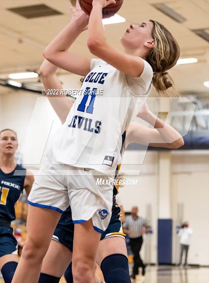 Thumbnail 3 in Davis vs Oak Ridge (Trojan Toss-Up) photogallery.