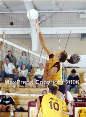 Thumbnail 3 in Miramonte @ Las Lomas photogallery.