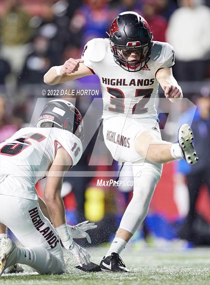 Thumbnail 2 in Northern Highlands vs. Millville photogallery.