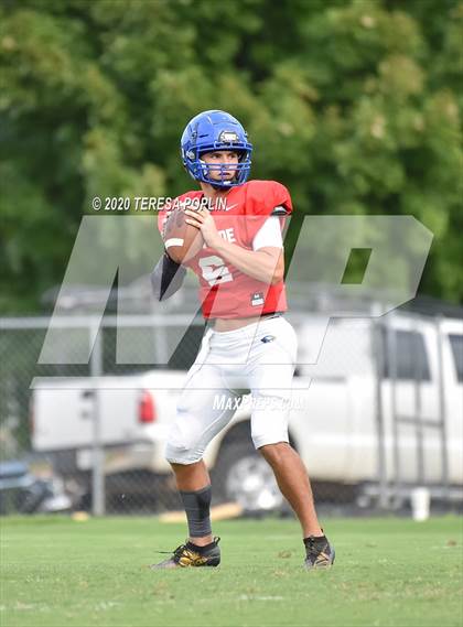 Thumbnail 1 in Woodruff @ Eastside (scrimmage) photogallery.