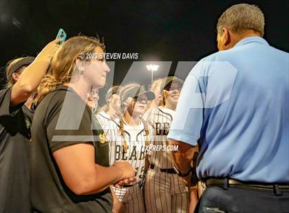 Thumbnail 1 in Perry vs. Basha (AIA 6A Final Awards) photogallery.
