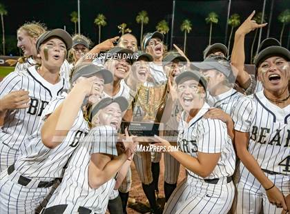 Thumbnail 3 in Perry vs. Basha (AIA 6A Final Awards) photogallery.