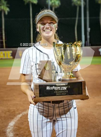 Thumbnail 1 in Perry vs. Basha (AIA 6A Final Awards) photogallery.