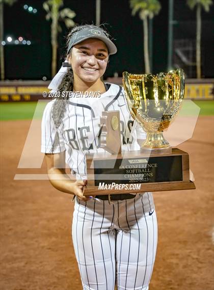 Thumbnail 3 in Perry vs. Basha (AIA 6A Final Awards) photogallery.