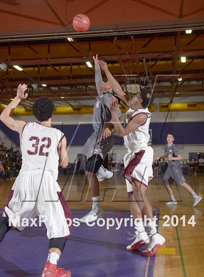 Thumbnail 1 in Natomas vs. Riverbank (CIF SJS D4 Semifinal) photogallery.