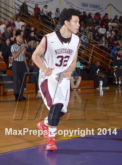 Thumbnail 3 in Natomas vs. Riverbank (CIF SJS D4 Semifinal) photogallery.