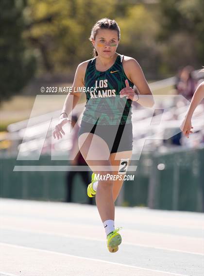 Thumbnail 2 in Larry Baca Memorial Invitational Track Meet photogallery.