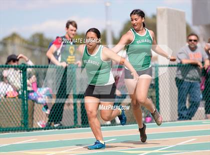 Thumbnail 1 in Larry Baca Memorial Invitational Track Meet photogallery.