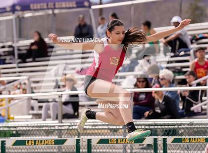Thumbnail 2 in Larry Baca Memorial Invitational Track Meet photogallery.