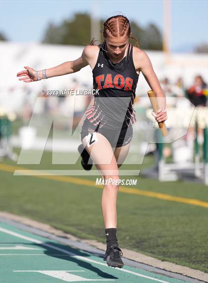 Thumbnail 1 in Larry Baca Memorial Invitational Track Meet photogallery.