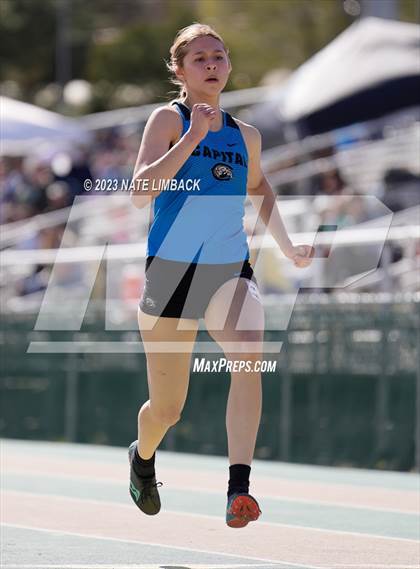 Thumbnail 3 in Larry Baca Memorial Invitational Track Meet photogallery.