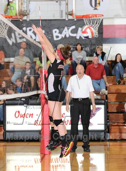 Thumbnail 3 in Neillsville @ Owen-Withee photogallery.