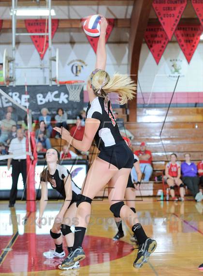 Thumbnail 2 in Neillsville @ Owen-Withee photogallery.