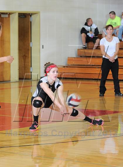 Thumbnail 1 in Neillsville @ Owen-Withee photogallery.