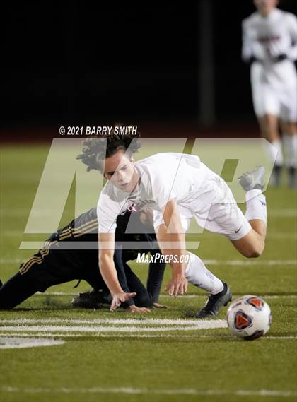 Thumbnail 3 in Liberty Common vs. Jefferson Academy (CHSAA 3A Semifinal Playoff) photogallery.