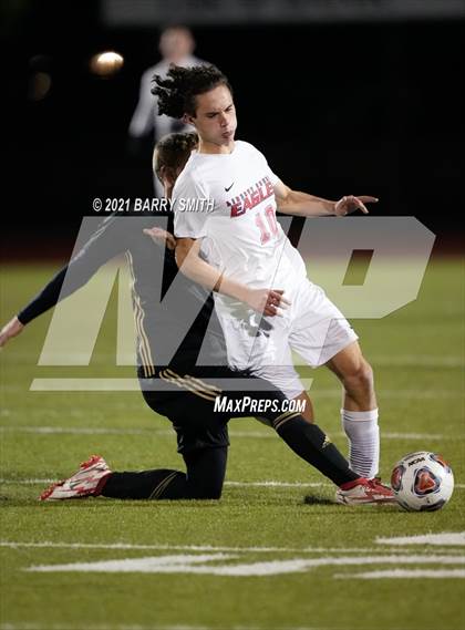 Thumbnail 2 in Liberty Common vs. Jefferson Academy (CHSAA 3A Semifinal Playoff) photogallery.