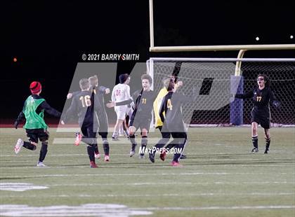 Thumbnail 2 in Liberty Common vs. Jefferson Academy (CHSAA 3A Semifinal Playoff) photogallery.