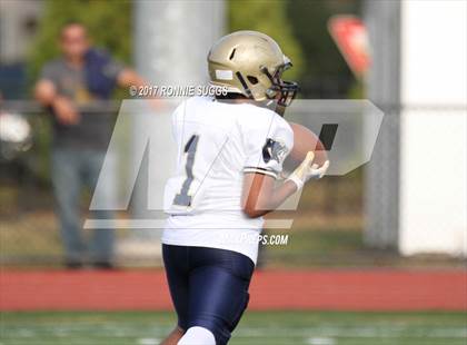 Thumbnail 2 in FR: Windsor vs. Platt photogallery.