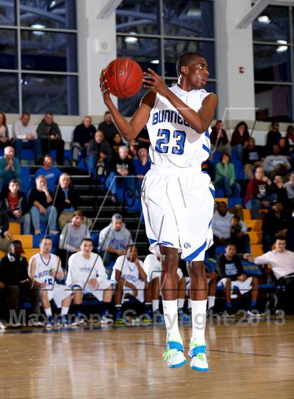 Thumbnail 3 in Bunnell vs Kolbe Cathedral (SWC Semifinal) photogallery.