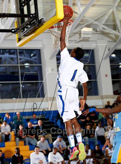 Thumbnail 2 in Bunnell vs Kolbe Cathedral (SWC Semifinal) photogallery.