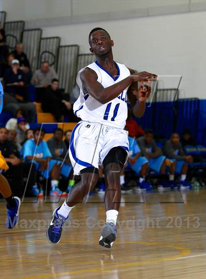 Thumbnail 1 in Bunnell vs Kolbe Cathedral (SWC Semifinal) photogallery.